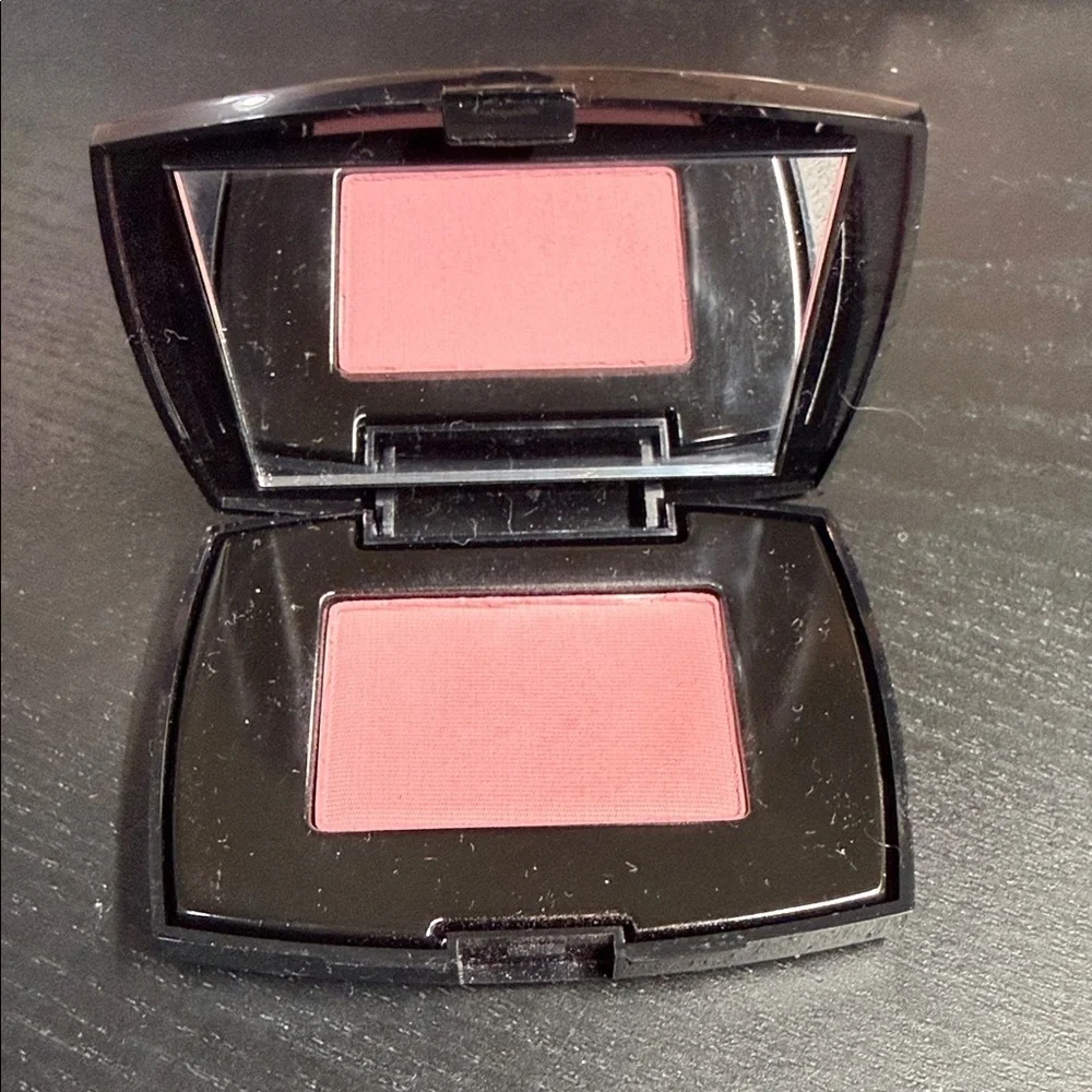 Lancome Blush in Soft Pink Rose Fresque (M1)